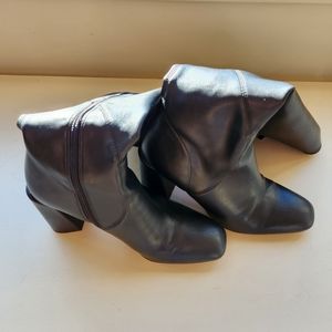 Franco Sarto Gardeniah knee high boots Size 5.5
